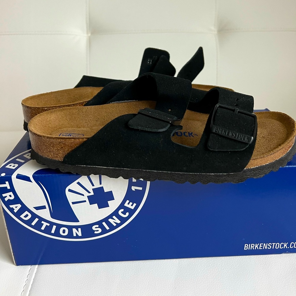 Birkenstock Arizona Suede Soft Footbed Sandal in Black